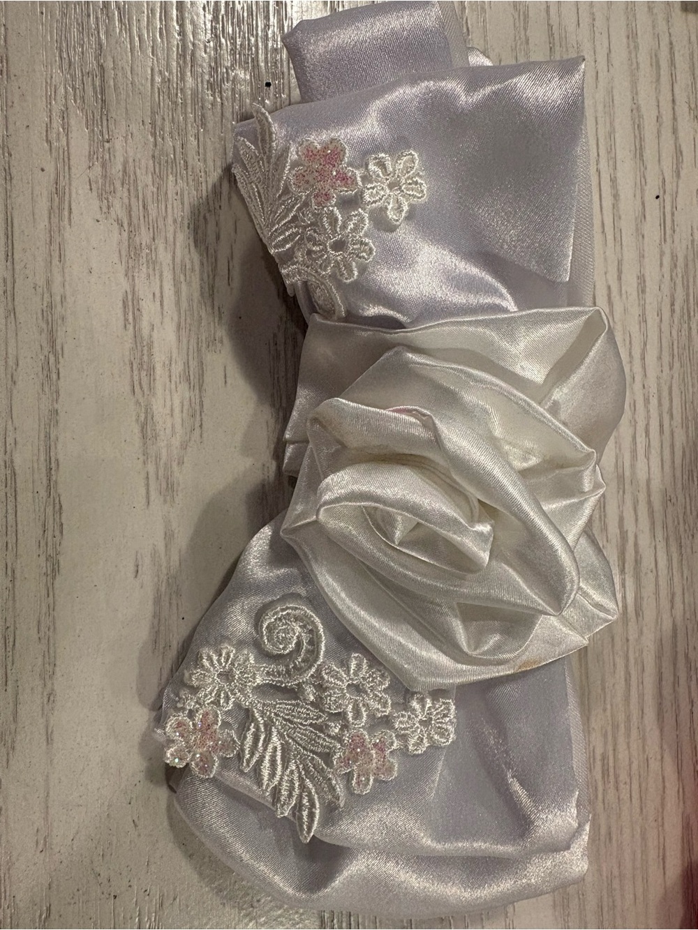 A set of 3 Kirk folly vintage Red and Pink and white  beautiful Hair Accessory